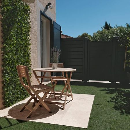 Studio Renove Avec Belle Terrasse Aix-en-Provence Bagian luar foto