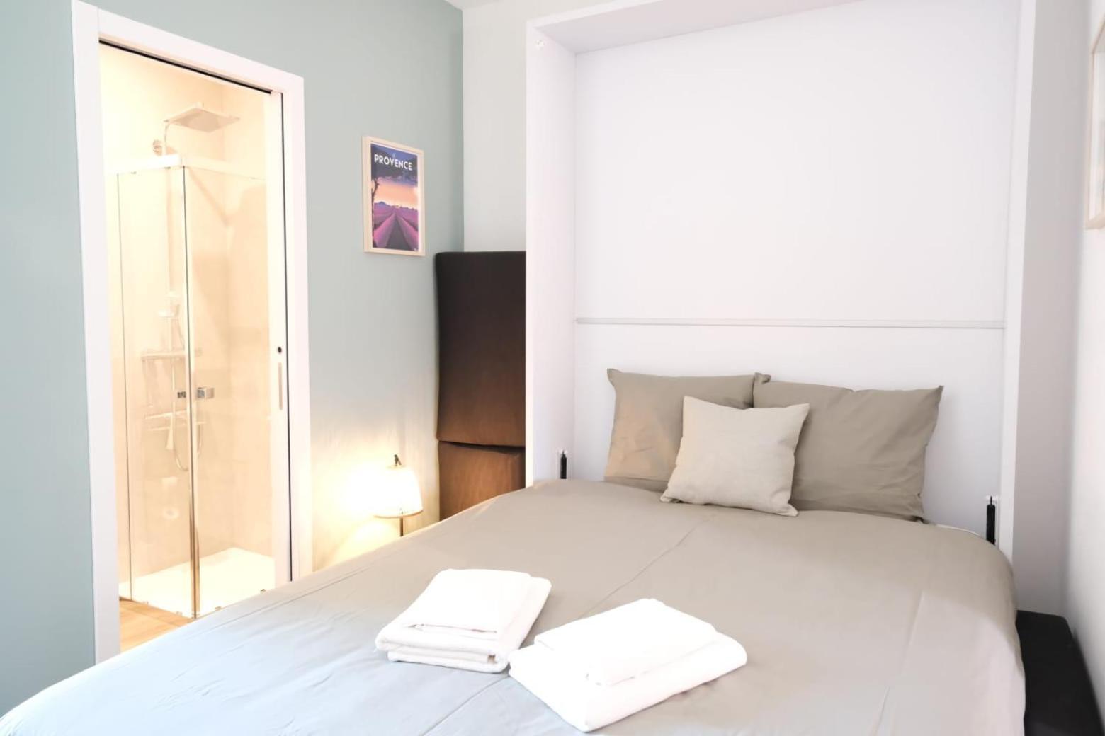 Studio Renove Avec Belle Terrasse Aix-en-Provence Bagian luar foto